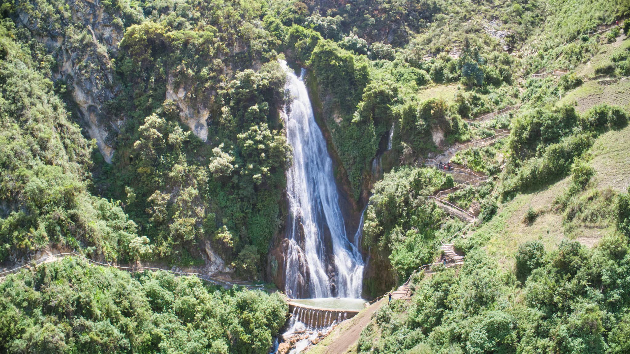 Catarata Lágrimas de Doncella en Chugay